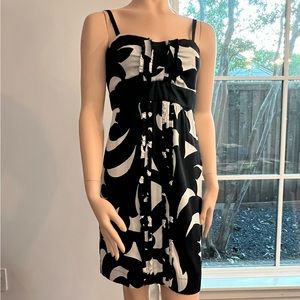 DIANE von FURSTENBERG black & white dress